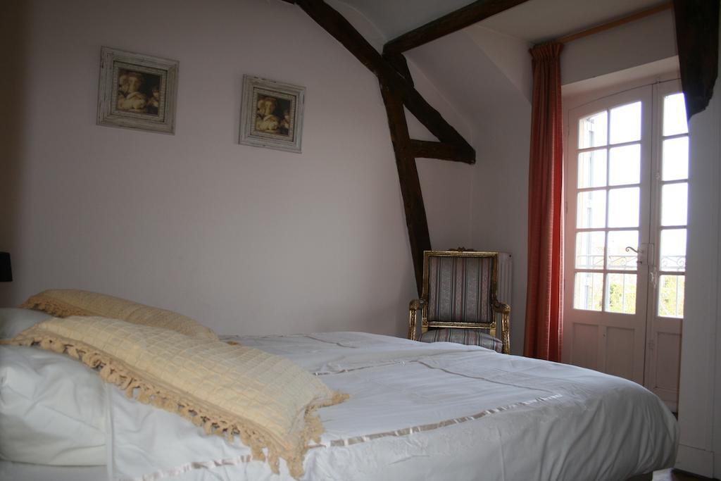 Domaine Des Hirondelles Villa Saint-Vincent-de-Cosse Oda fotoğraf
