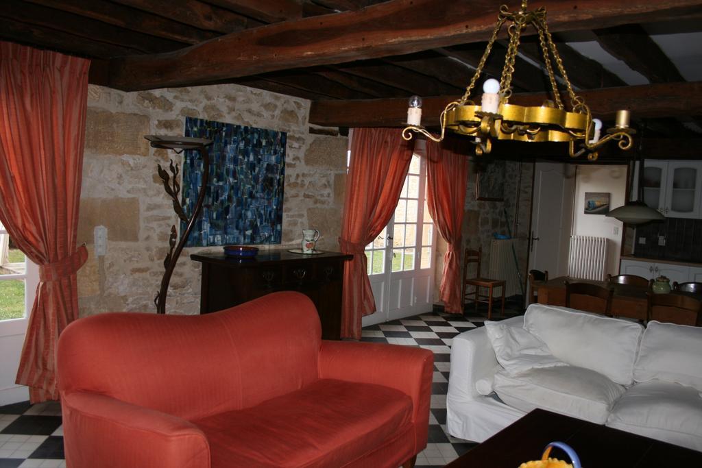 Domaine Des Hirondelles Villa Saint-Vincent-de-Cosse Dış mekan fotoğraf